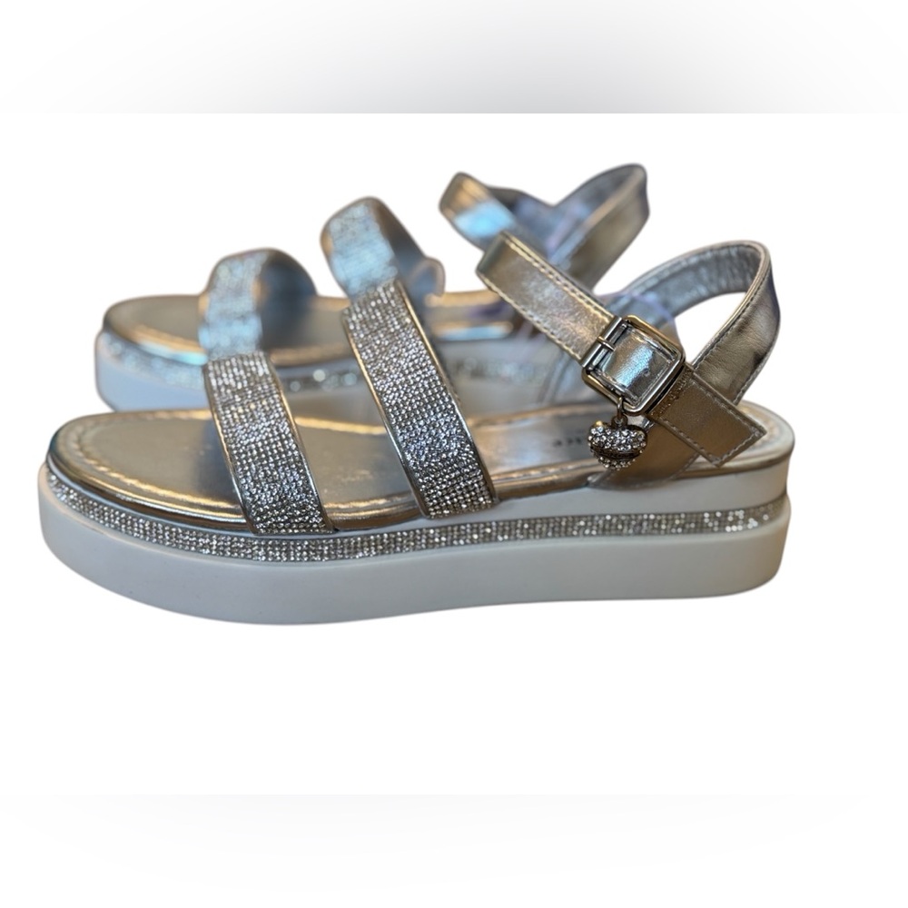 Juicy Couture Heart Charm  Sandals